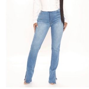 Brand New Fashion Nova Medium Blue Wash Split skinny jeans